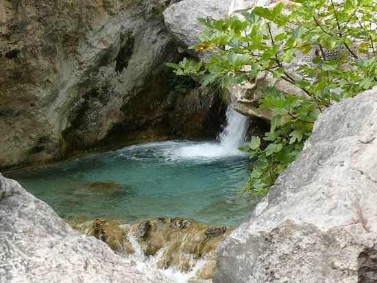 Caminata por el río Chillar
